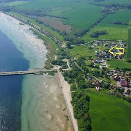 Schoenes In Wohlenberg Mit Terrasse Semesterbostad