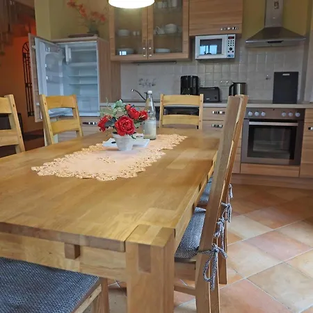Schoenes In Wohlenberg Mit Terrasse Semesterbostad